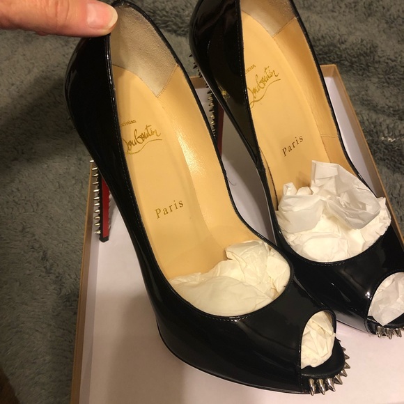 Christian Louboutin heels - Picture 2 of 5